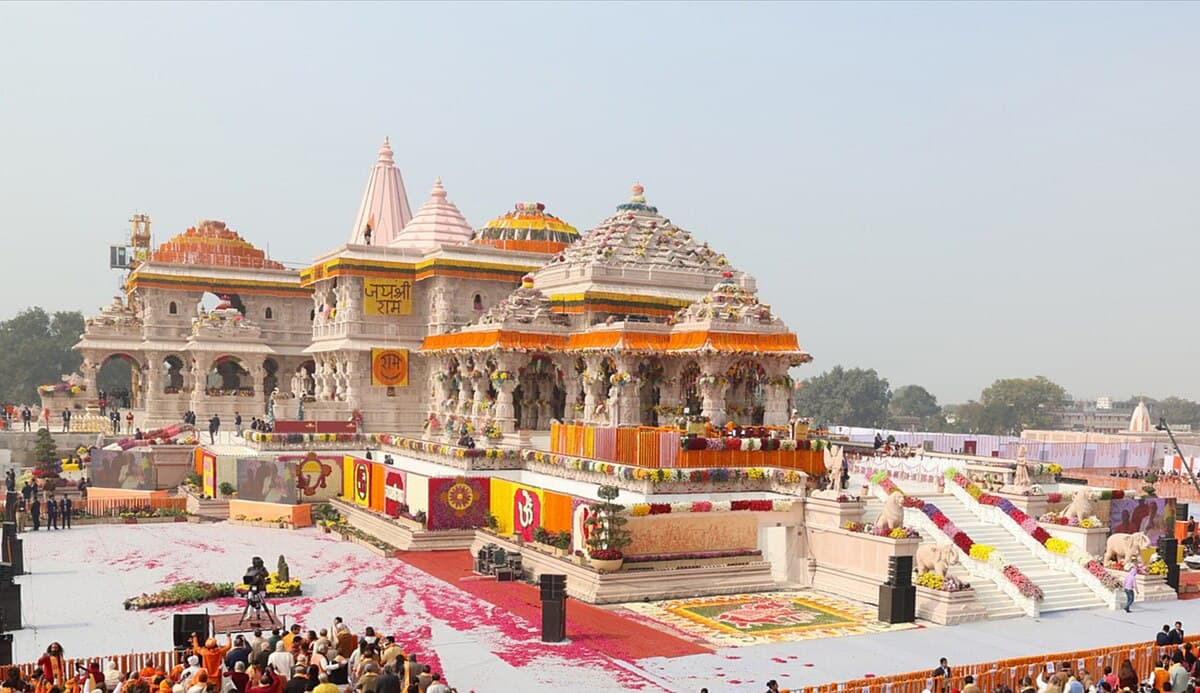 1N/2D Ayodhya Tour Package EX Ayodhya